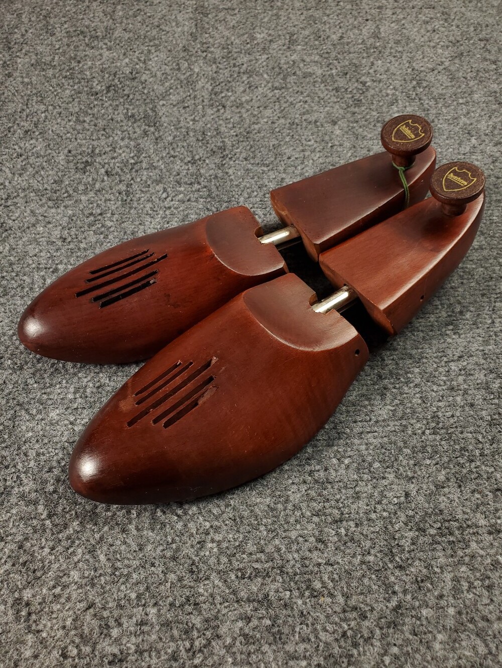Vintage Nettleton Cedar Wood Shoe Tree Stretcher Adjustable Spring Size Large